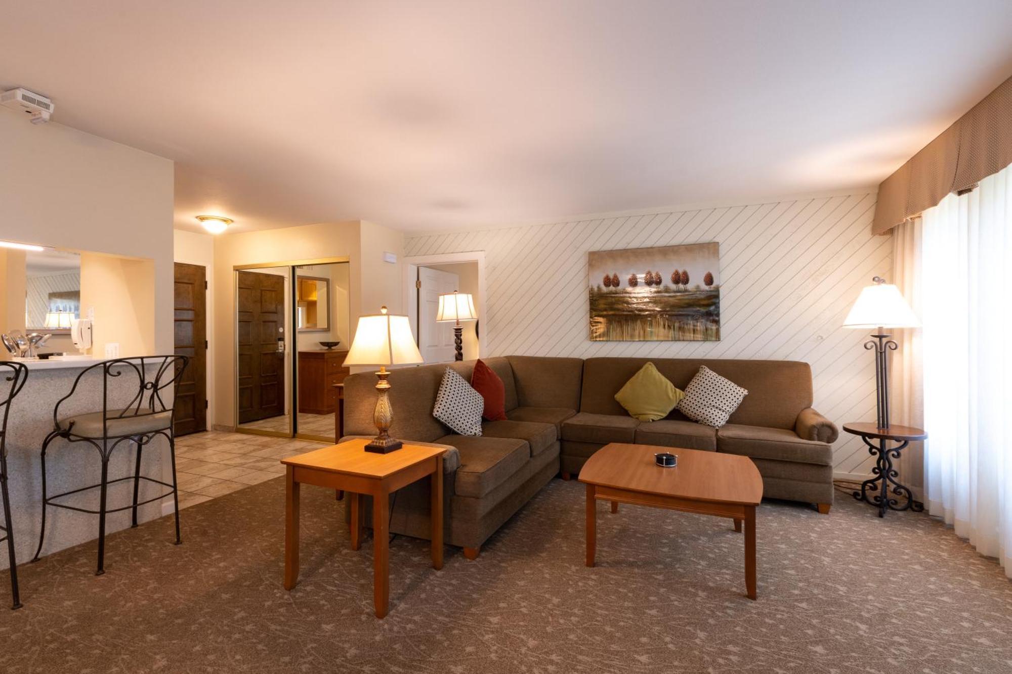 San Diego Country Estates Ramona Room photo